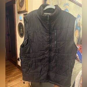 Nordic Track Men's Black Puffer Vest